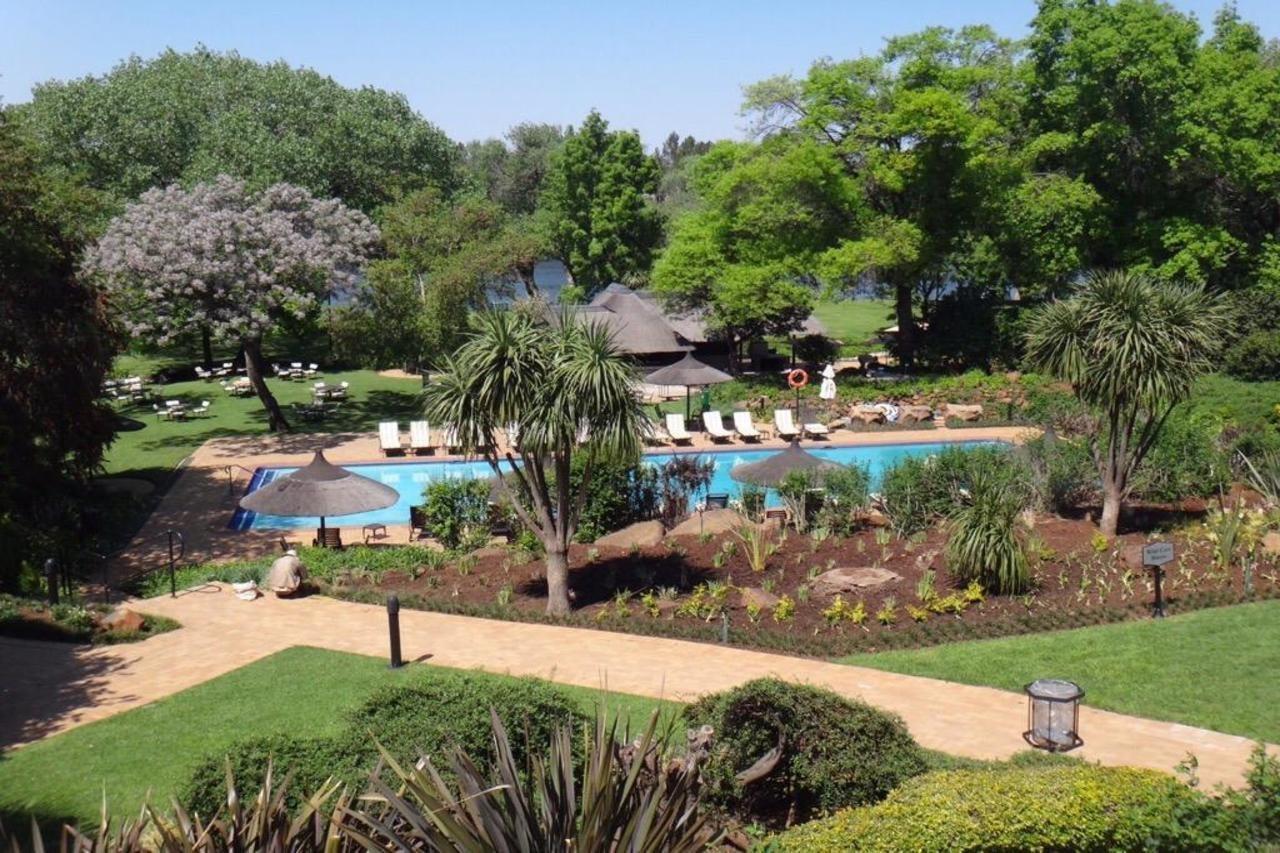 Riverside Sun Vanderbijlpark ภายนอก รูปภาพ