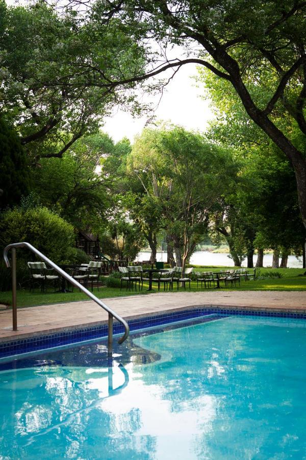 Riverside Sun Vanderbijlpark ภายนอก รูปภาพ